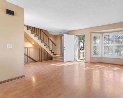 1589 W Jefferson Blvd, Los Angeles