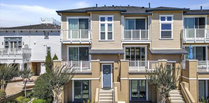 109 E B St, Benicia
