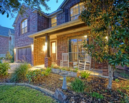 1831 Long Bow  Trail, Euless