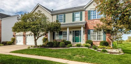 819 Wheaton  Way, Creve Coeur