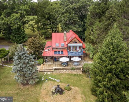 110 Beulah Land Ln, Berkeley Springs