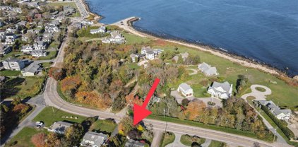 251 Ocean Road, Narragansett