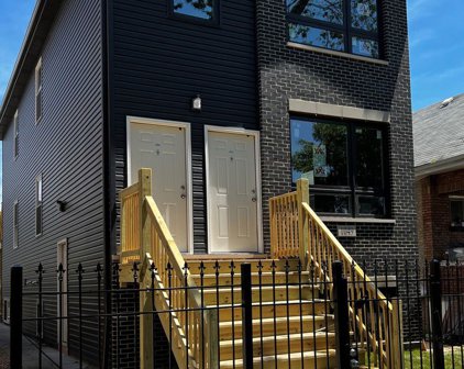 1048 N Lawndale Avenue, Chicago