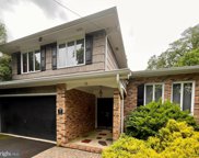 38 Tee Ar   Place, Princeton image
