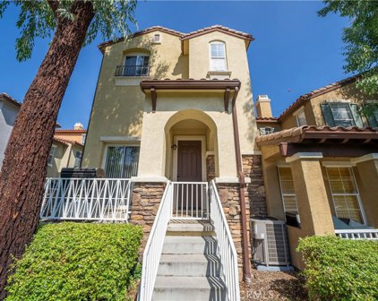 28209 Canterbury Court, Valencia
