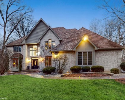 25 Winding Creek Road, Yorkville