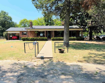 421 W Pine, Winnsboro