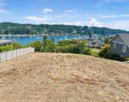 Bayridge Avenue, Gig Harbor image