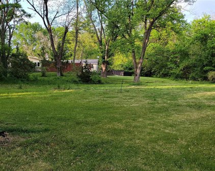 8 Chasselle, Creve Coeur