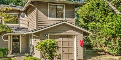 15916 NE 42nd Street, Redmond