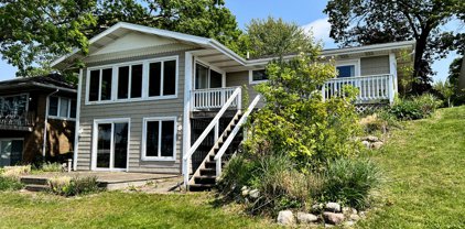 50230 E Lake Shore Drive, Dowagiac