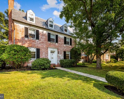 320 Taplow Rd, Baltimore