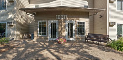 10311 Cedar Lake Road Unit #101, Minnetonka
