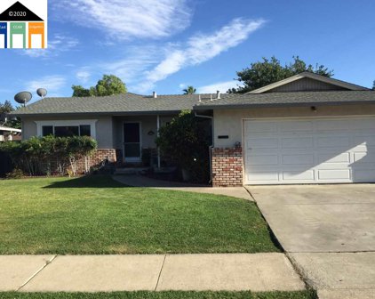 908 Oak Street, Brentwood