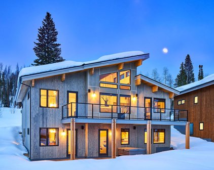 81 Trails Crossing, Fraser