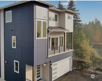 2702 151st Street SW, Lynnwood