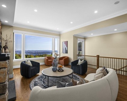 1371 Burnside Road, West Vancouver