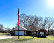 2805 Guy Avenue, Gladewater image