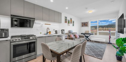 3018 St George Street Unit 402, Port Moody