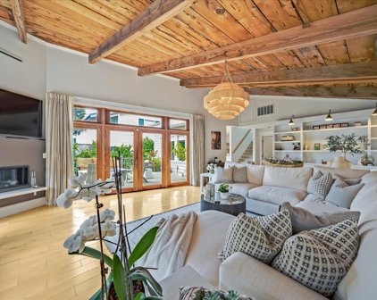 408 Roosevelt BLVD, Half Moon Bay