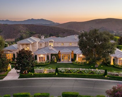 996  Vista Ridge Ln, Westlake Village