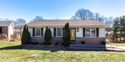 419 London Ct, Westminster