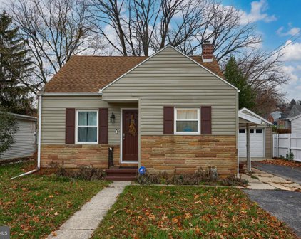 2601 Northland Ave, York