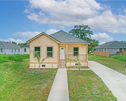 2110 Mardi Gras  Boulevard, New Orleans