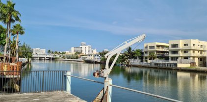 110 S Shore Dr Unit #6C, Miami Beach