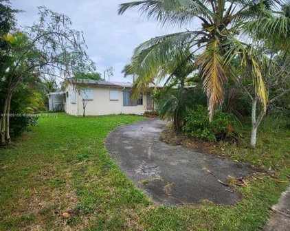 743 Nw 9th Ct, Homestead