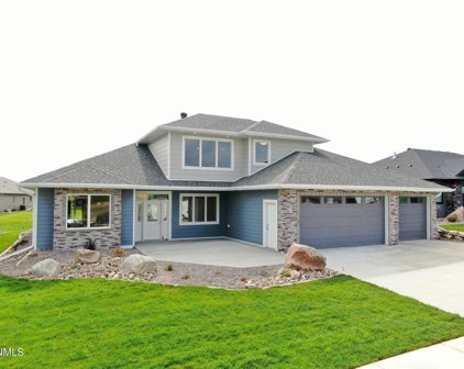 1017 Collective Lane, Bismarck