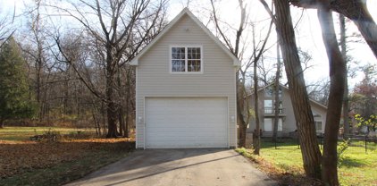 001 N River Road, Algonquin