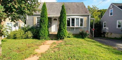 308 Edgewood Avenue, Waterbury