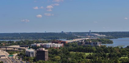 5904 Mount Eagle Dr Unit #1610, Alexandria