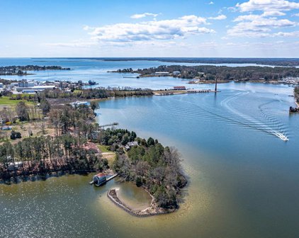 213 Edwards Lane, Reedville