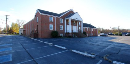 99 Thompson Ln, Nashville