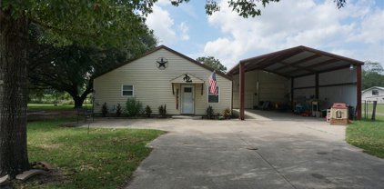 6055 & 6001 Allen Drive, Conroe