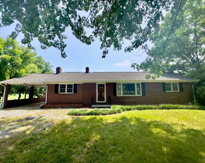 3446 Timber Ridge Road, Bedford