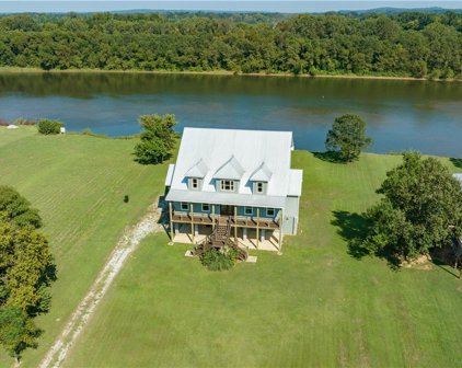 13647 Riverbend Road, Moundville