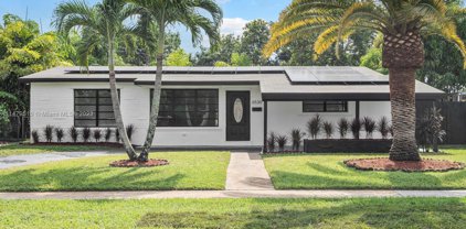 6530 Garfield St, Hollywood