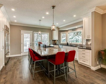 16 Prominence Point Sw, Calgary