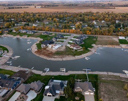 6343 Dream Circle, Bismarck