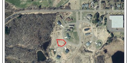 301 Greenview Circle, Amery