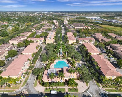 1404 Sw 147th Ave Unit #1404, Pembroke Pines