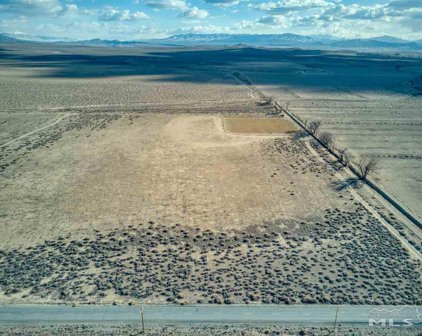 31 E Pursel Lane, Yerington