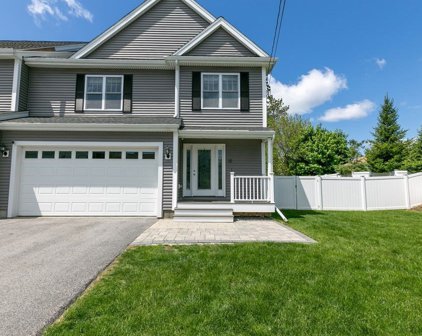 10 Browne Rd Unit 10, Shrewsbury