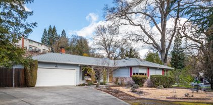984 Hawthorne Dr, Walnut Creek
