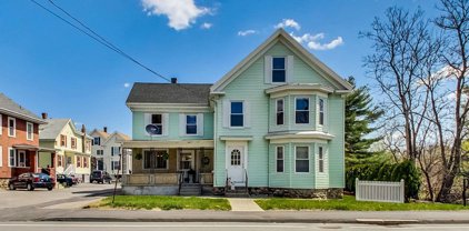 52 Broad St, Hudson