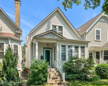 2120 W Waveland Avenue, Chicago