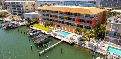 692 Bayway Boulevard Unit 301, Clearwater Beach